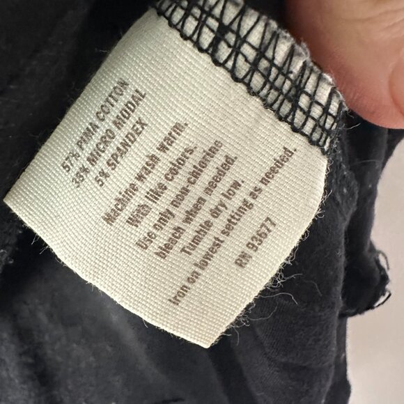 EUC Decree Womens Juniors Crop Black T Shirt Short Sleeve Small S EO - Picture 3 of 4